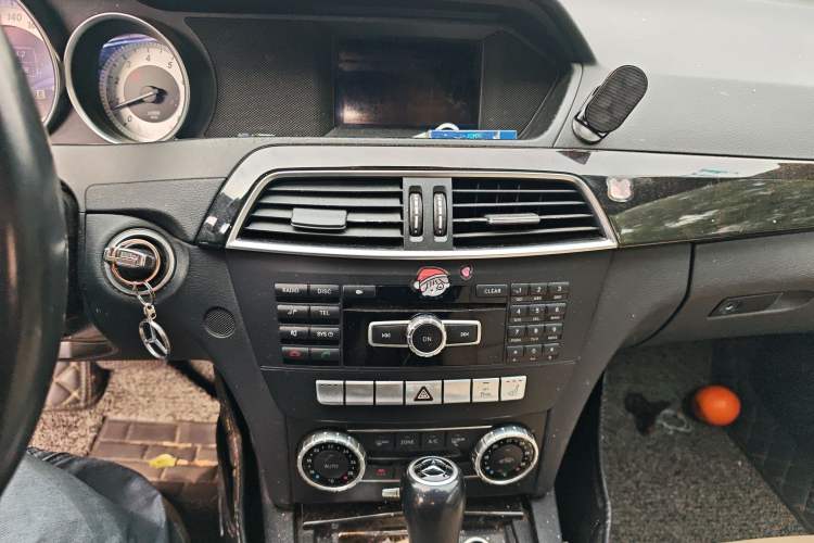 Used Mercedes-Benz C-Class 2011 C 200 CGI Fashion Model