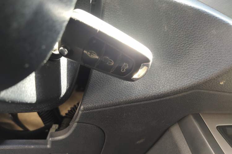 Used Haima M3 2016 1.5L Manual Smart Comfort Edition
