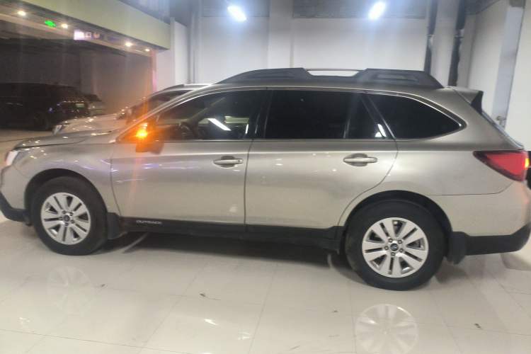 Used Subaru Outback 2017 2.5i Luxury Navigation Edition

