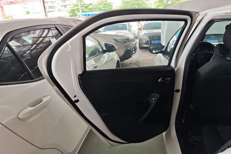 Used Citroen Elysee 2014 1.6L Automatic Fashion Model