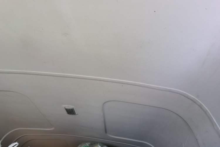 Used Iveco Daily 2017 2.5T A35 Passenger Van 5-7 Seats Model 47Z5
