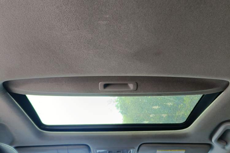 Used Honda Crider 2016 1.8L CVT Luxury Edition Headliner