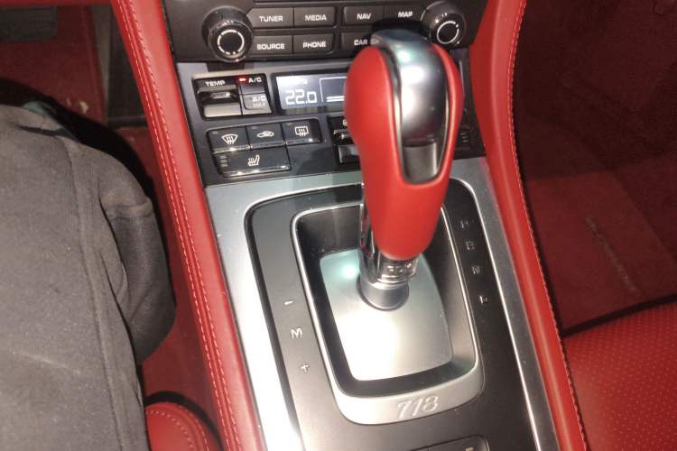 Used Porsche 718 2020 Cayman 2.0T
