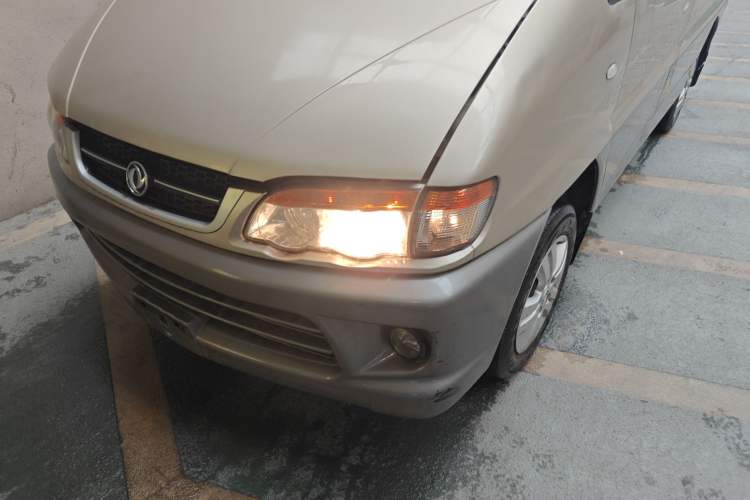 Used FORTHING Lingzhi 2014 V3 1.5L 7-Seater Luxury Model