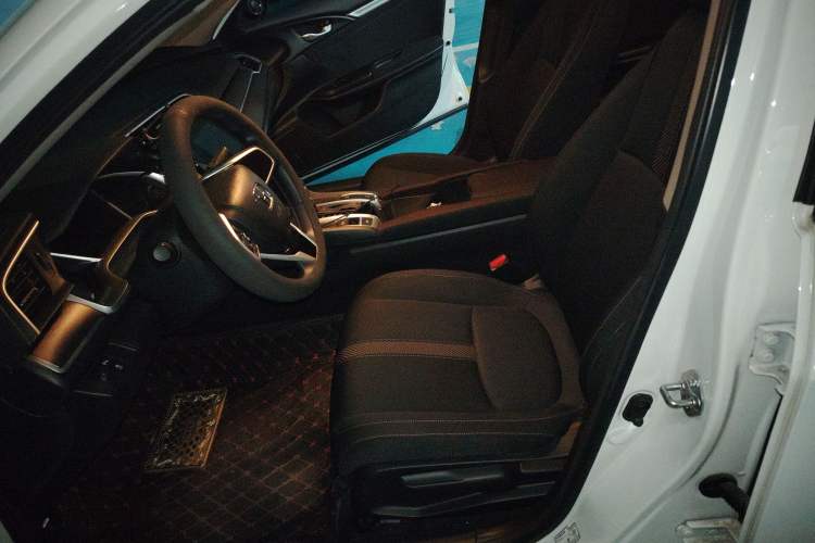 Used Honda Civic 2016 220TURBO CVT Luxury Edition