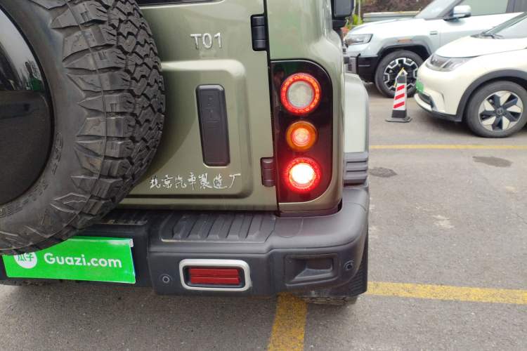 Used 212 T01 2025 2.0T Changfeng Exterior 3