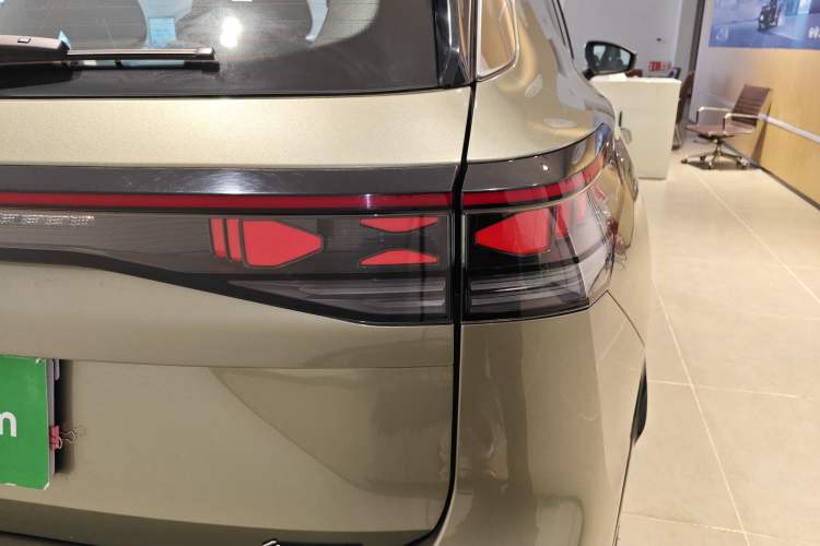 Used Volkswagen Tayron 2025 Tiguan L 380TSI 4Motion Luxury Easy Package
