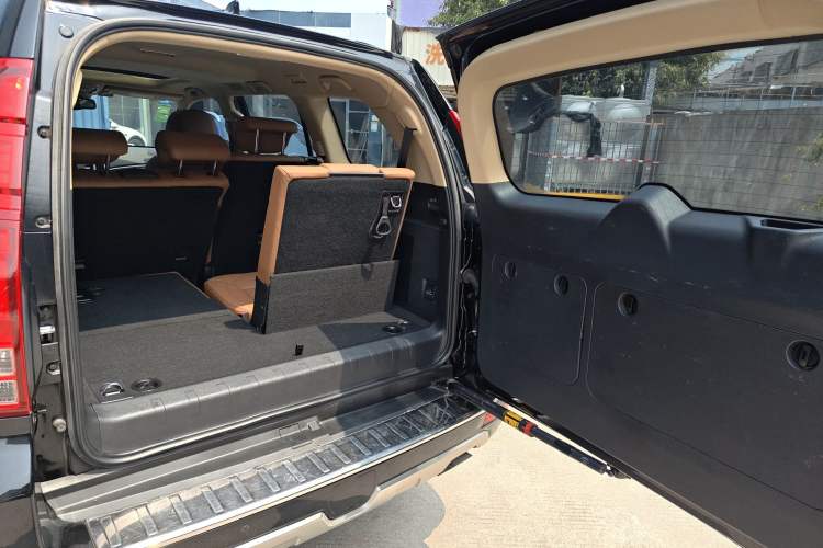 Used Haval H9 2015 2.0T Four-Wheel Drive Luxury 7-Seater