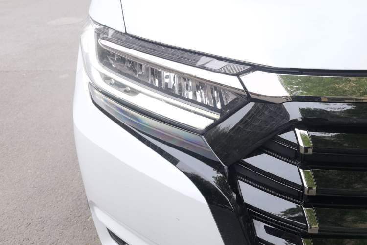 Used Honda Elysion 2024 2.0L eHEV Luxury Edition
