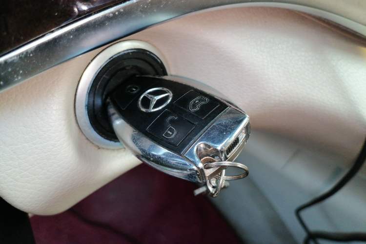 Used Mercedes-Benz V-Class 2016 V 260 L Prestige Extended Edition
