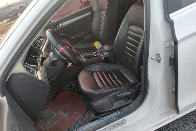 Used Volkswagen Lamando 2015 280TSI DSG Comfort Edition
