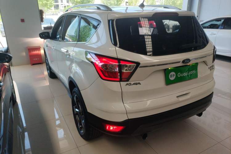 Used Ford Kuga 2019 EcoBoost 180 Two-Wheel-Drive Titanium Plus Model China V Standard
