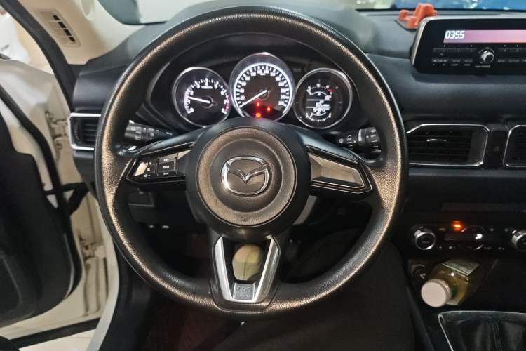 Used Mazda CX-5 2017 2.0L Manual Two-Wheel Drive Comfort Version China V Standard
