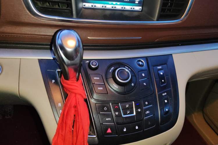 Used Buick GL8 2017 25S Luxury Version China V Standard
