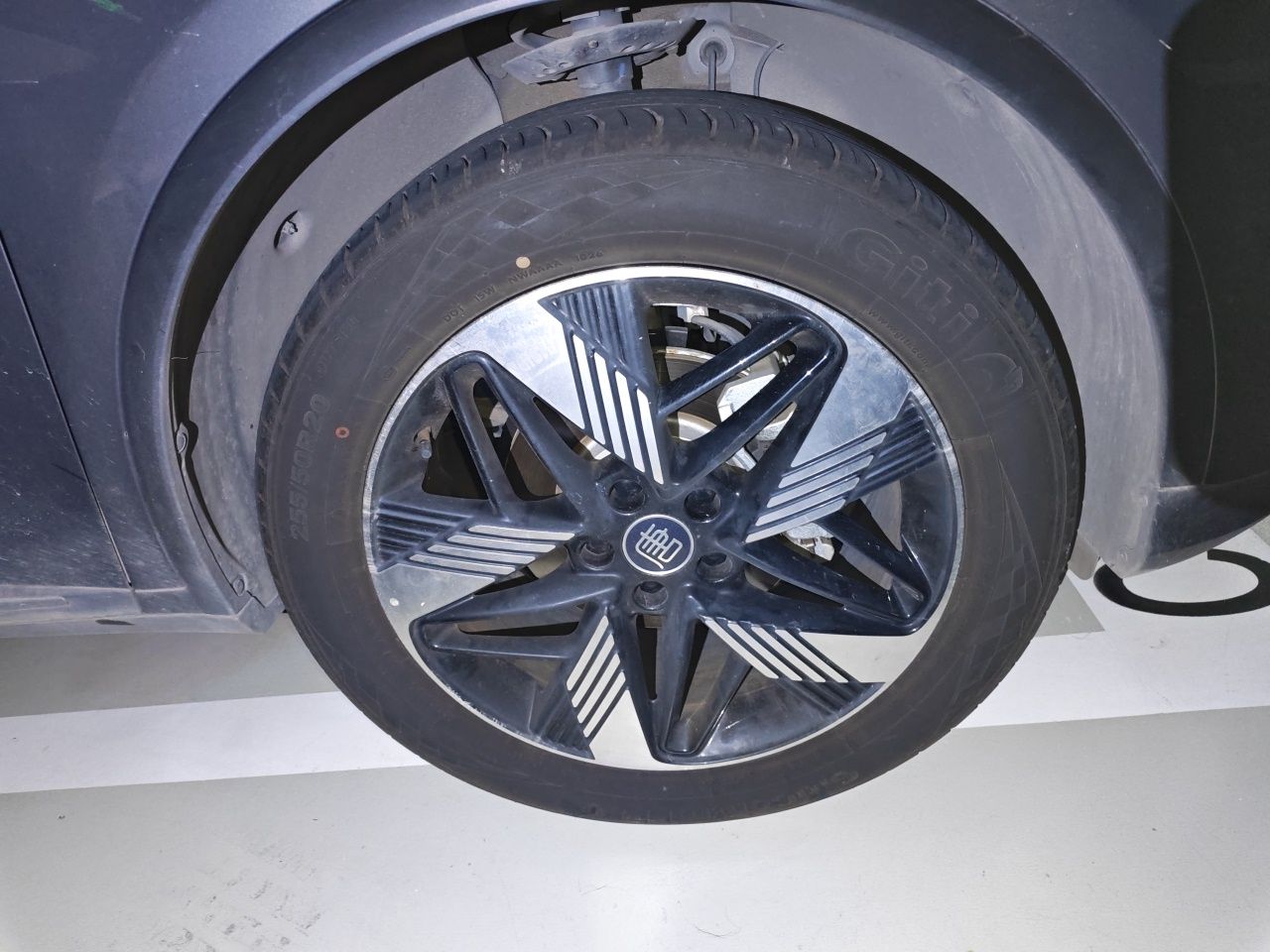 BYD Tang New Energy 2024 DM-i Glory Edition 112KM Prestige Model - Executive — снимка 8