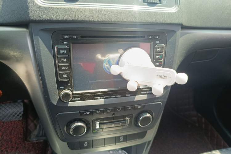 Used Skoda Yeti 2014 1.4 TSI DSG Polar Edition Audio And AC Panel