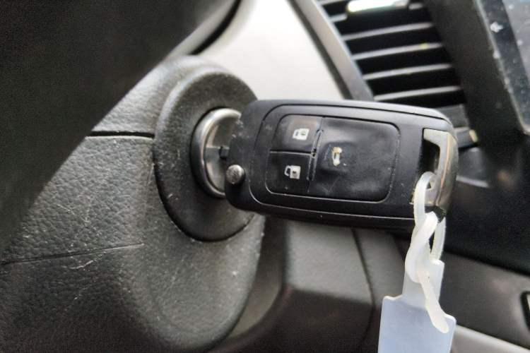 Used Chevrolet Cruze 2013 1.6L SL MT
