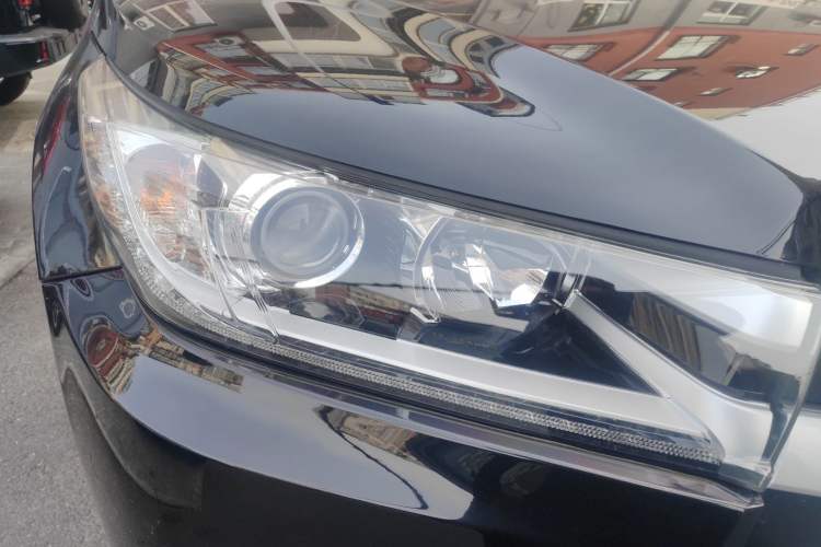 Used Toyota Highlander 2018 2.0T Four-Wheel Drive Luxury Edition 7 Seats China V Emission Standard
