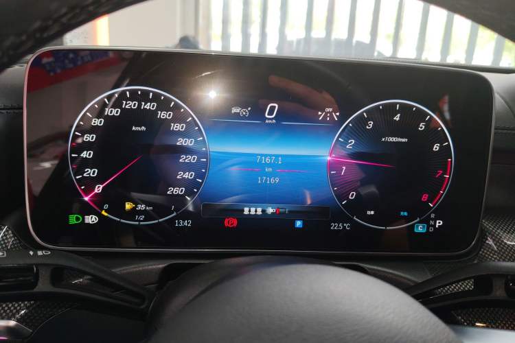Used Mercedes-Benz C-Class 2024 Restyled C 260 L Sport Edition Instrument Cluster