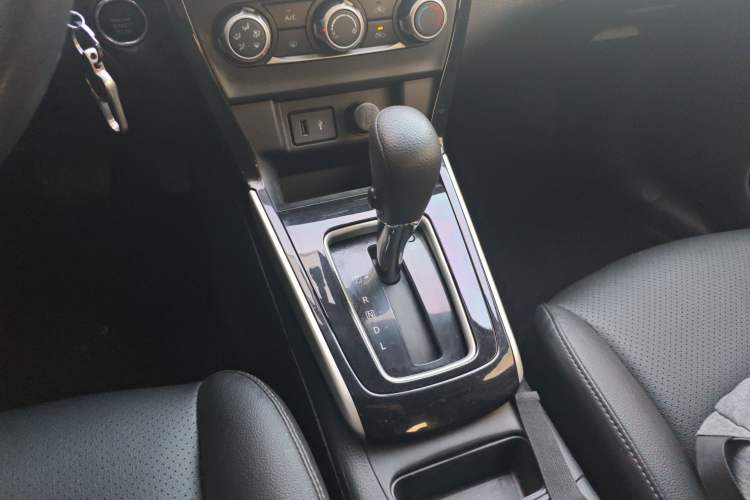 Used Nissan Sylphy 2021 Classic 1.6XL CVT Luxury Edition Gear Lever