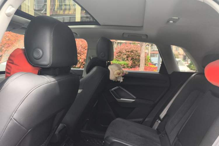 Used Audi Q3 2020 35 TFSI Fashion Dynamic Model
