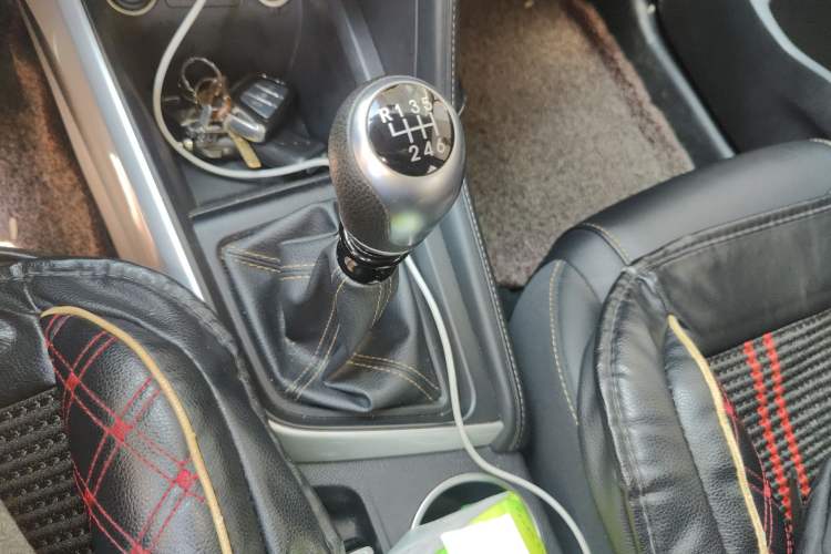 Used JAC Group Refine S4 2019 1.6L Manual Dream Edition
