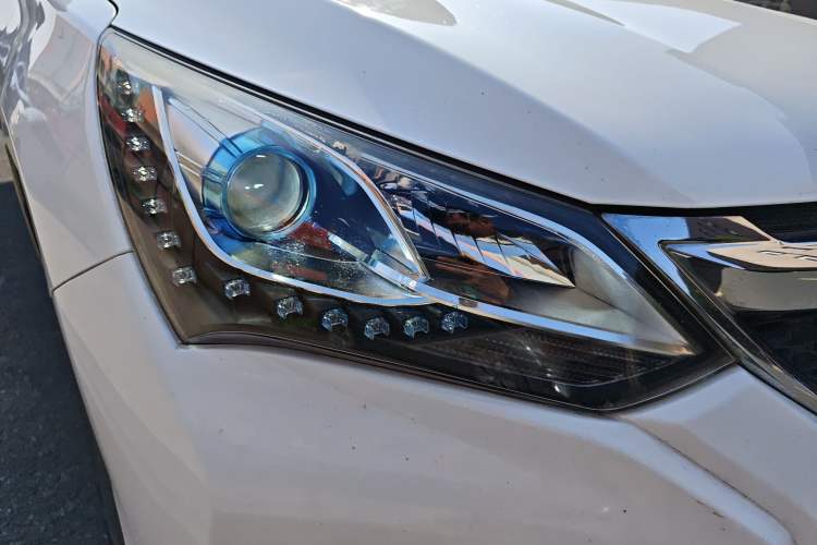 Used BYD Song 2017 Gaishi Upgrade Edition 1.5TI Manual Elite Model