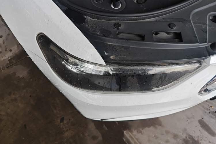 Used Haval H6 2019 Sport Edition 1.5T Manual Two-Wheel Drive Elite Model China VI Standard Right Front Headlight