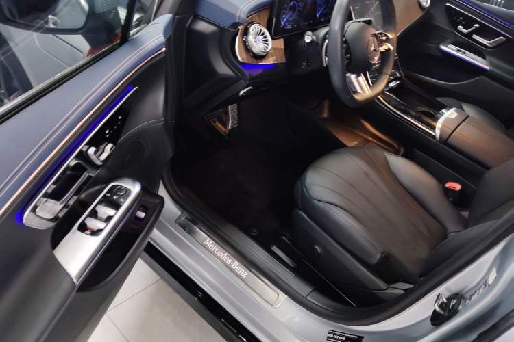 Used Mercedes-Benz EQE 2022 350 Pioneer Edition