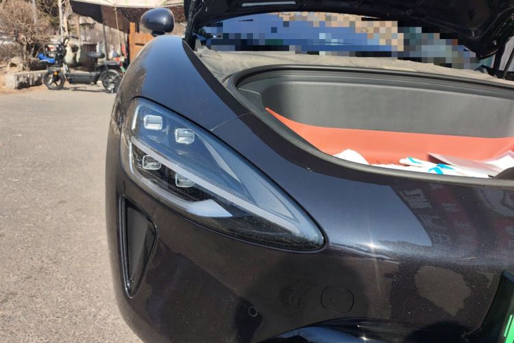 Used Xiaomi Auto SU7 2024 Rear-Drive Long-Range Intelligent Driving Version Right Front Headlight