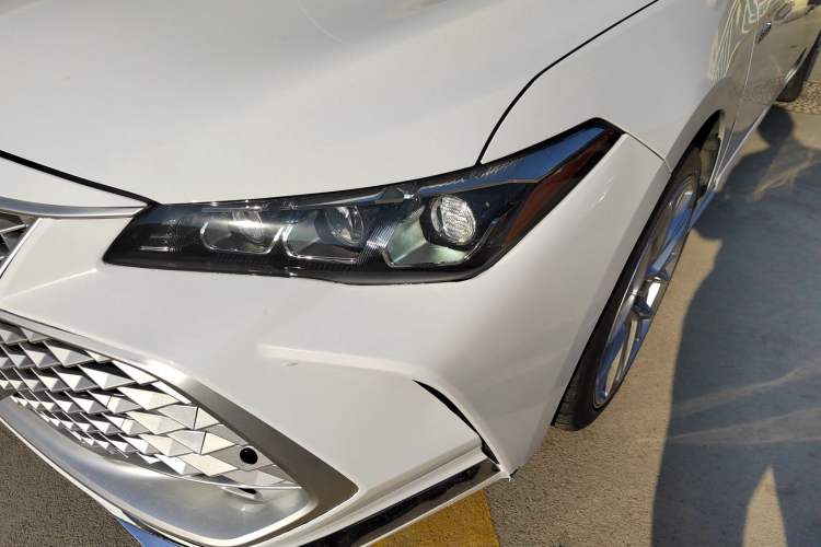 Used Toyota Avalon 2019 Dual-Engine 2.5L Limited Flagship Edition China V Standard Left Front Headlight