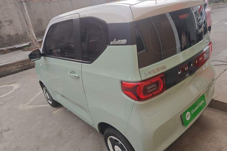 Used Wuling Hongguang MINIEV 2021 Macaron Fashion Model Lithium Iron Phosphate
