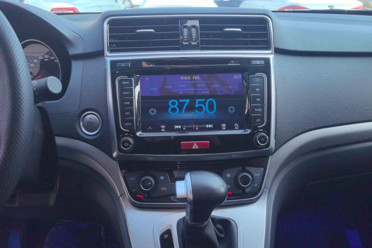 Used Haval M6 2019 1.5T DCT Two-Wheel Drive Value Edition China VI Standard
