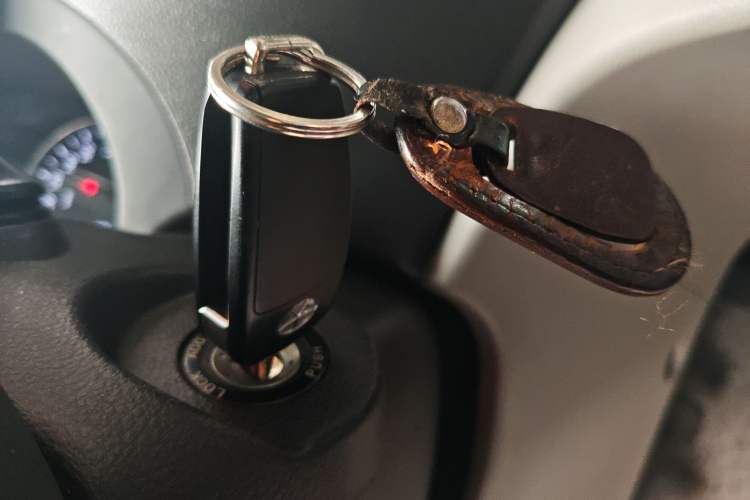 Used JAC Refine M3 2016 IKEA Edition 2.0L Luxury Smart Model