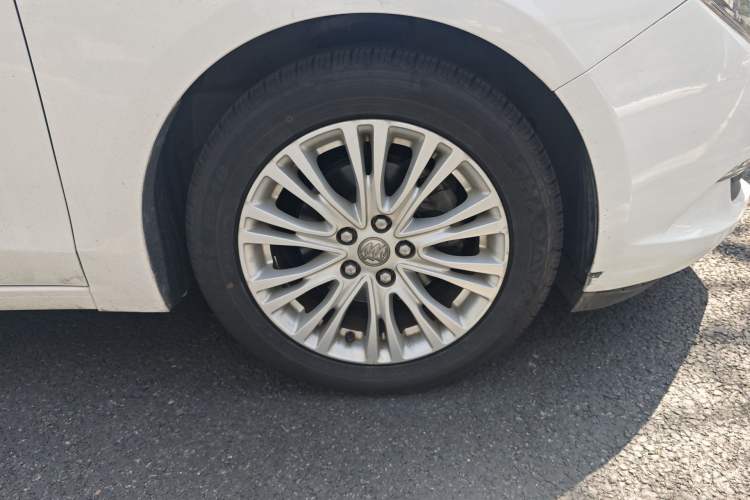 Used Buick GT 2016 15N Automatic Luxury Edition
