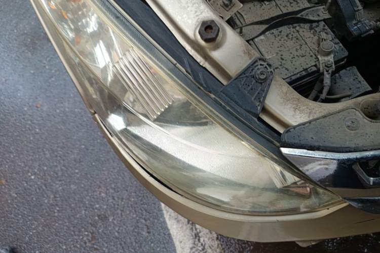 Used Wuling Rongguang V 2018 1.5L Standard Version Right Front Headlight