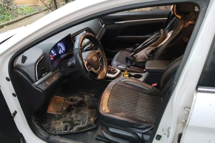 Used Hyundai Elantra (6th Generation / Lingdong) 2016 1.6L Automatic ZhiXuan – Elite Version
