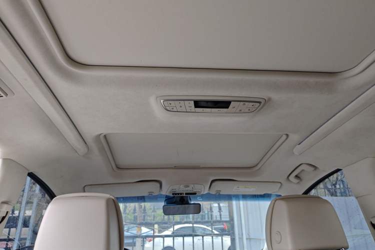 Used Buick GL8 2020 Avenir Avia Six-Seat Deluxe Edition Headliner