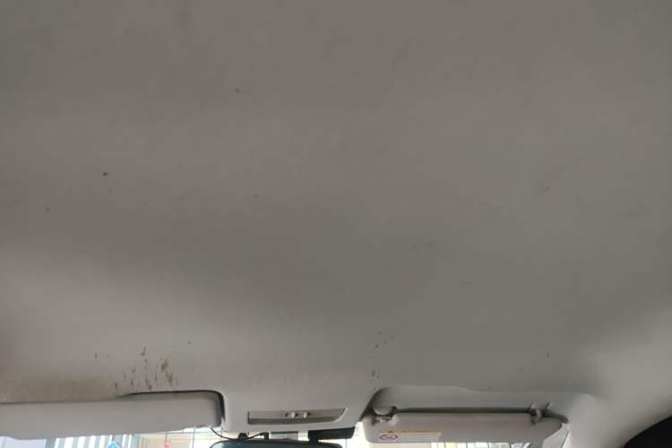 Used Volkswagen Santana 2015 1.6L Automatic Fashion Edition Headliner