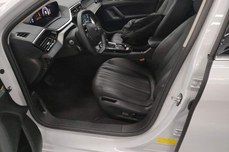 Used Peugeot 408 2024 360THP "Da Da" Model – Latou Edition
