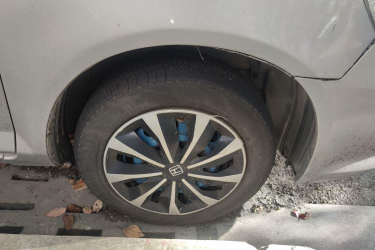 Used Everus S1 2012 1.3L Automatic Comfort Edition
