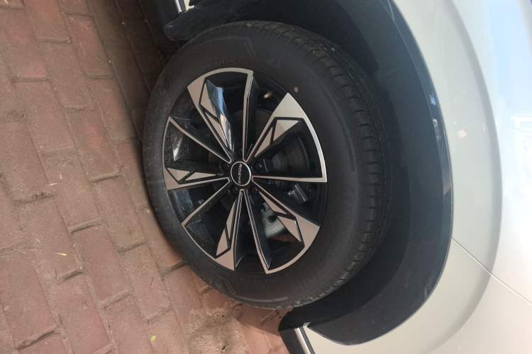 Used Roewe RX5 New Energy 2023 eRX5 Ultra-Hybrid Comfort Edition
