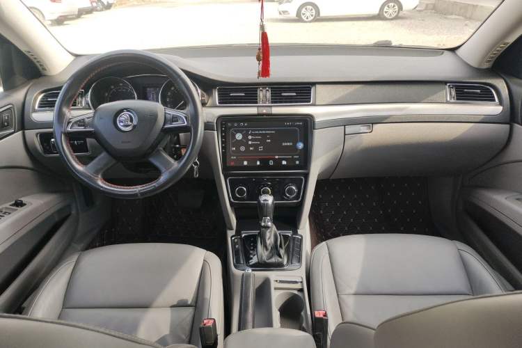 Used Skoda Superb 2013 1.4 TSI DSG Prestige Edition
