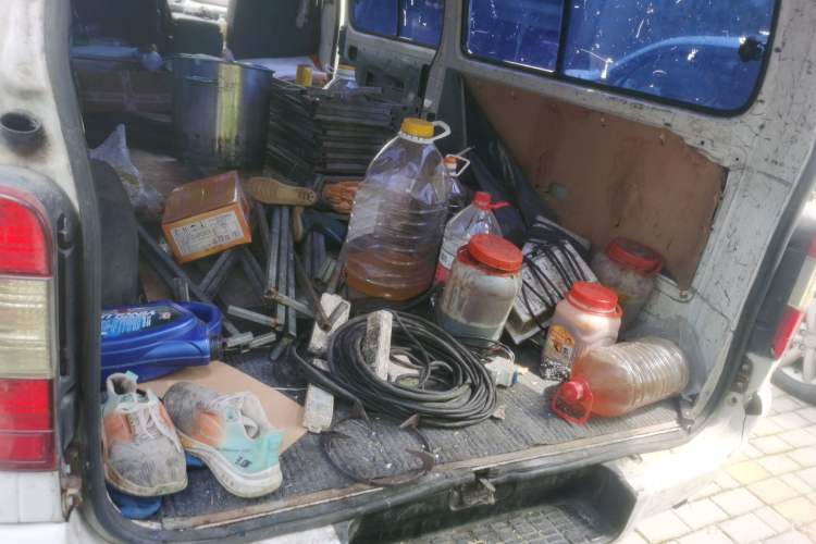 Used Jinbei Hiace 2014 2.0L 5th Generation Kuaiyunwang Business Version 4G19 Trunk