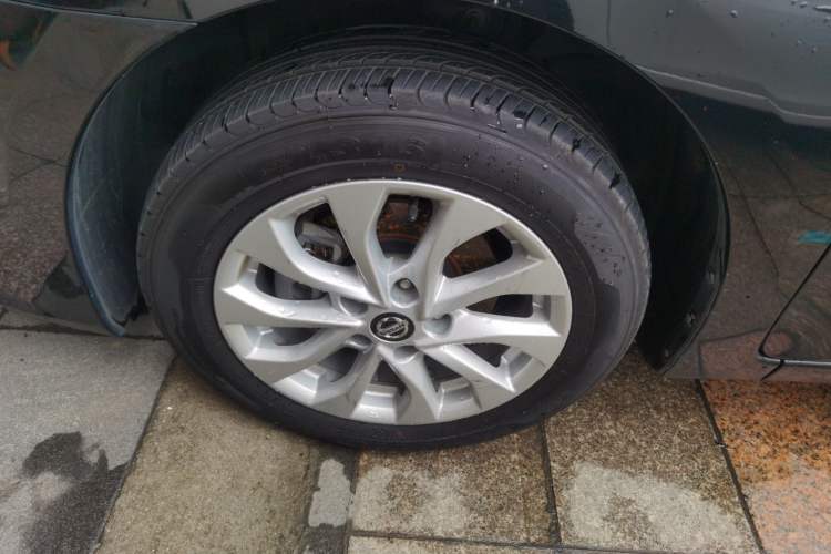 Used Nissan Sylphy 2019 1.6XV CVT Smart Connect Luxury Edition China VI Standard Exterior 2