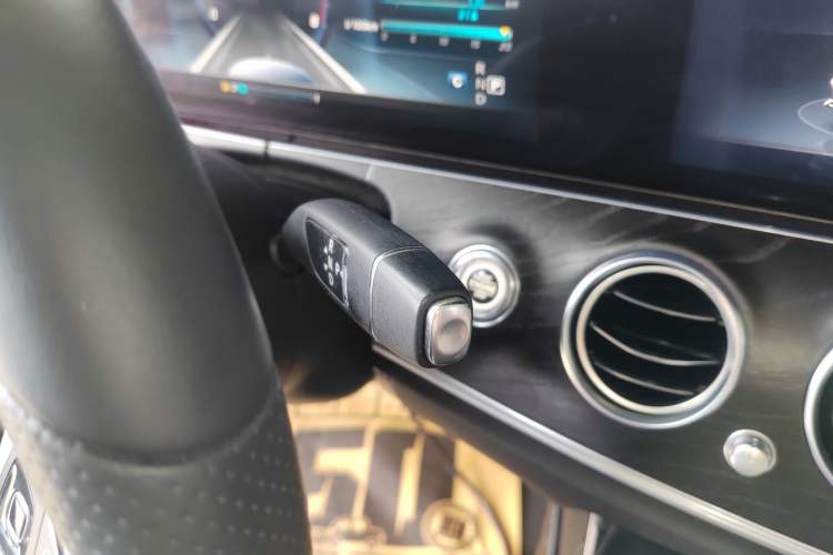 Used Mercedes-Benz E-Class 2016 E 200 L Sport Edition
