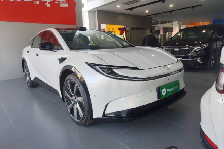 Used Toyota bZ5 2025 Model 550 PRO Smart Driving Edition Exterior 2