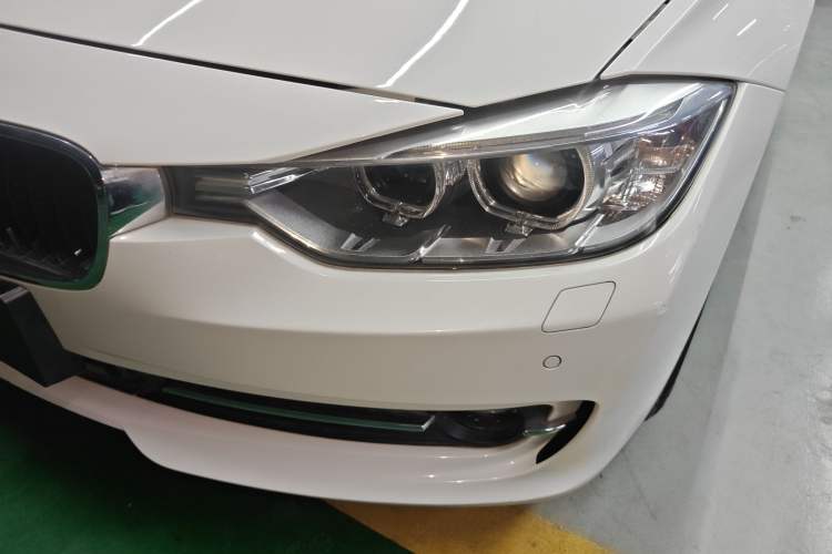 Used BMW 3 Series 2014 320Li Fashion Model Left Front Headlight