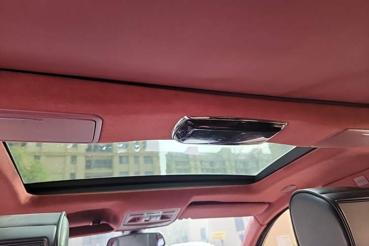 Used Jaguar XJ 2011 XJL 3.0 Panoramic Business Edition
