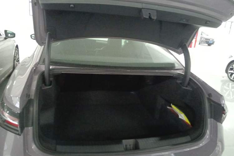 Used Volkswagen Passat 2025 Pro 380TSI Dragon Supreme Edition